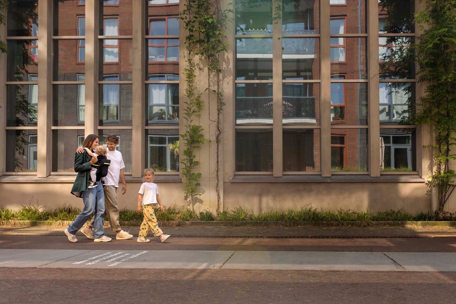 From what age can a baby be carried in a baby carrier? Nimbel Baby Carrier